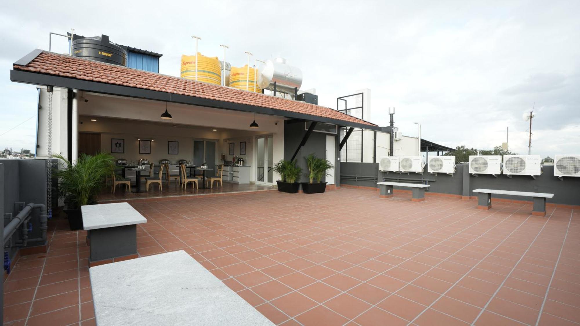 Wandr Hotel- Near Mg Road Bangalore Exterior foto